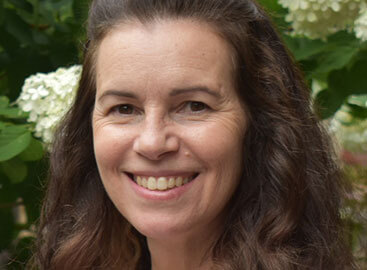 Kristin Addis headshot