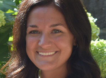 Jenny Casey headshot